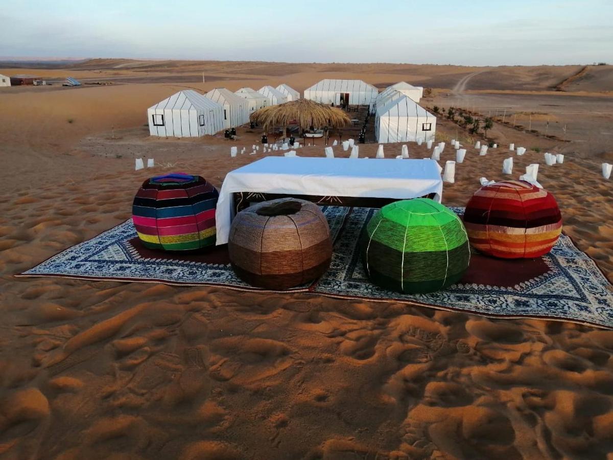 Akabar Luxury Desert Camp Мерзуга Экстерьер фото
