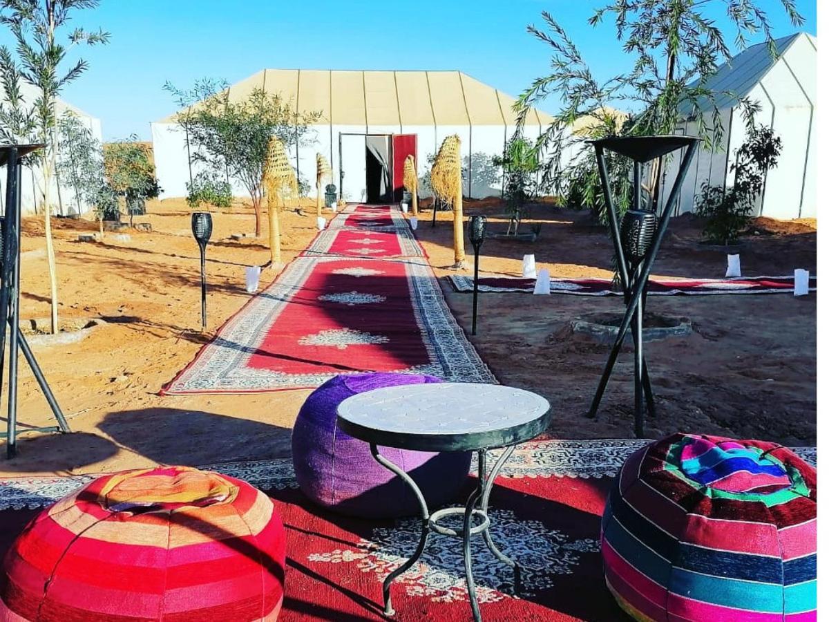 Akabar Luxury Desert Camp Мерзуга Экстерьер фото