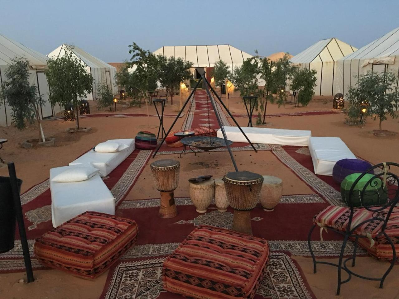 Akabar Luxury Desert Camp Мерзуга Экстерьер фото