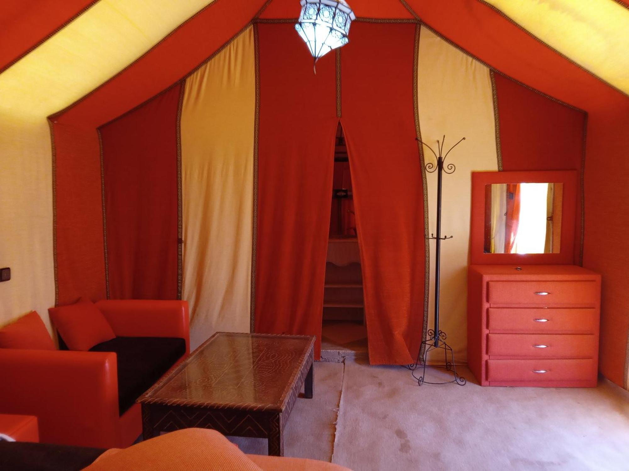 Akabar Luxury Desert Camp Мерзуга Экстерьер фото