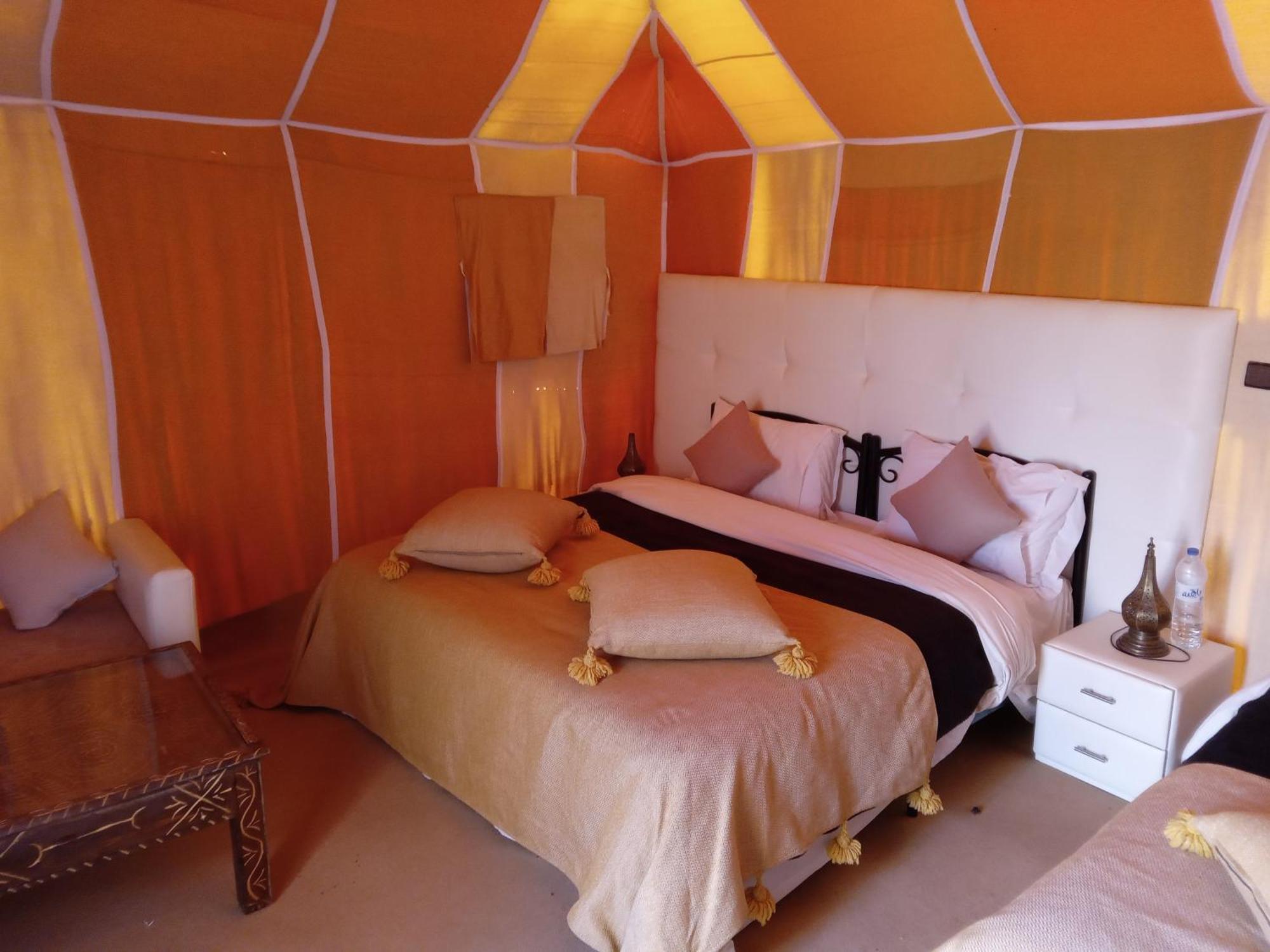 Akabar Luxury Desert Camp Мерзуга Экстерьер фото